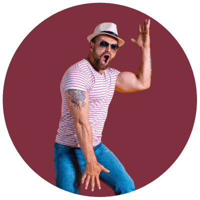 Fabien est content. Grâce à l'argent économisé, sa salle de sport à domicile n'est plus un rêve !